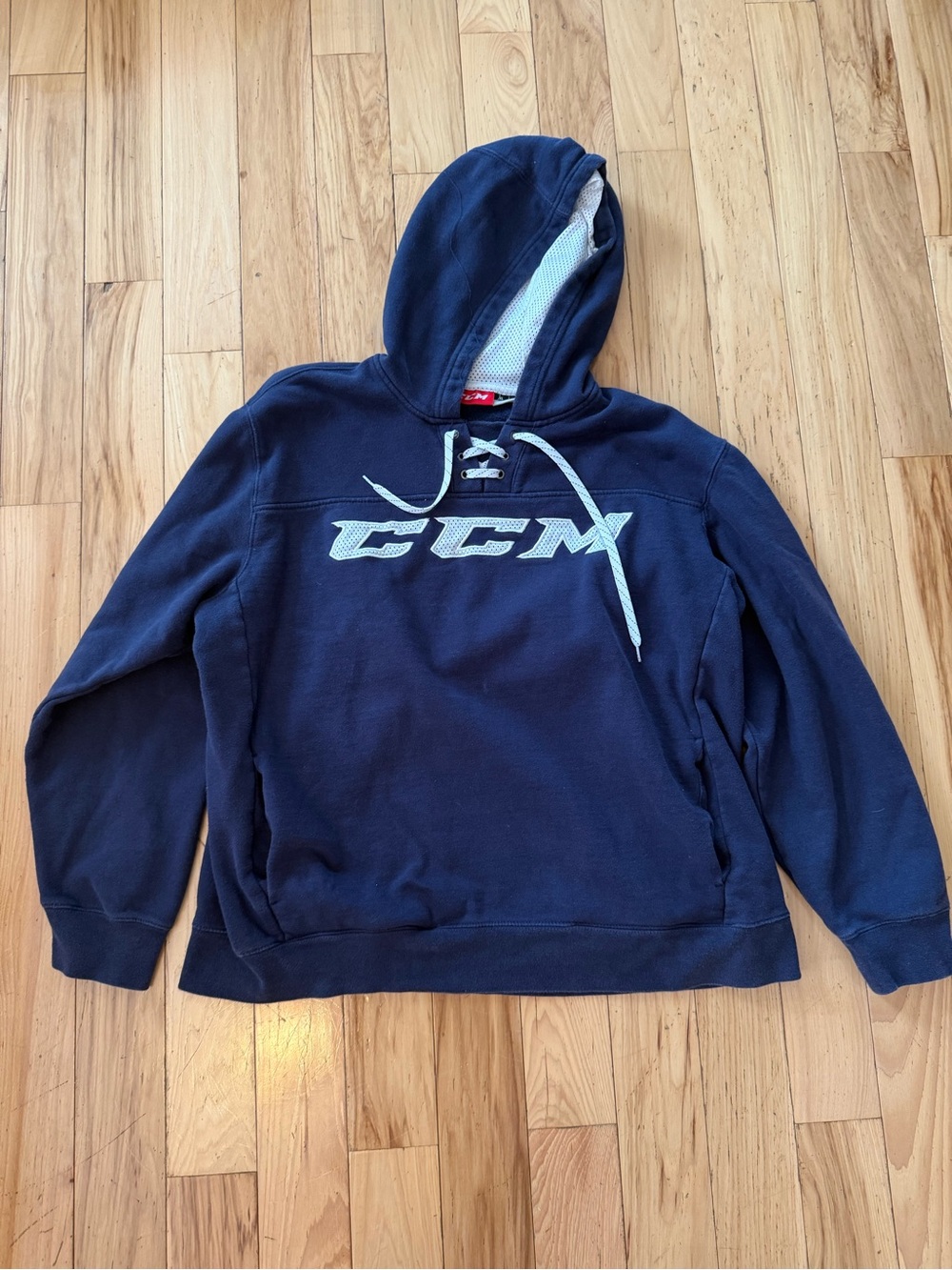CCM Hockey Navy Blue Lace-Up Hoodie Sweatshirt – Men's Size XL